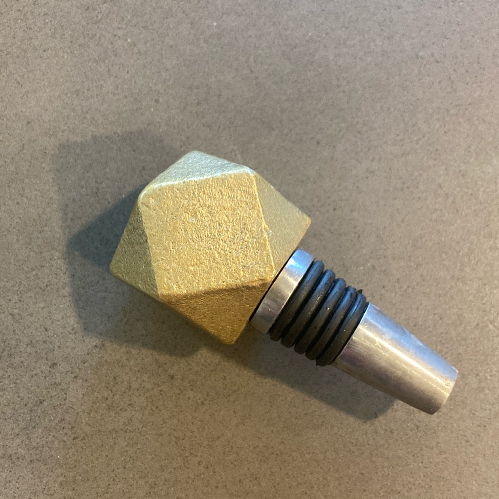 3/$5 🍷 gold wine stopper.